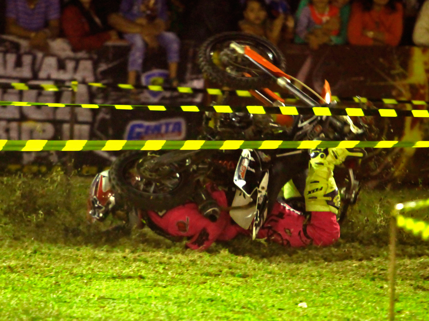 Cahyo utomo harus terjatuh dikelas minimoto heat 1