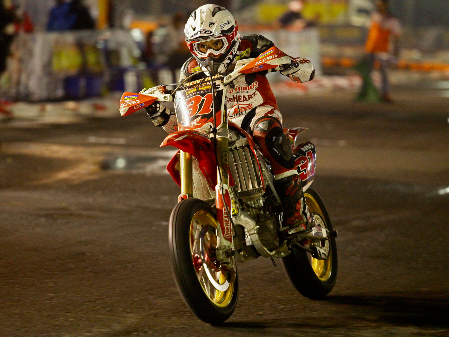 Gerry Salim pembalap asal Jatim memperoleh hasil peringkat kedua Qualifying Time Trial  