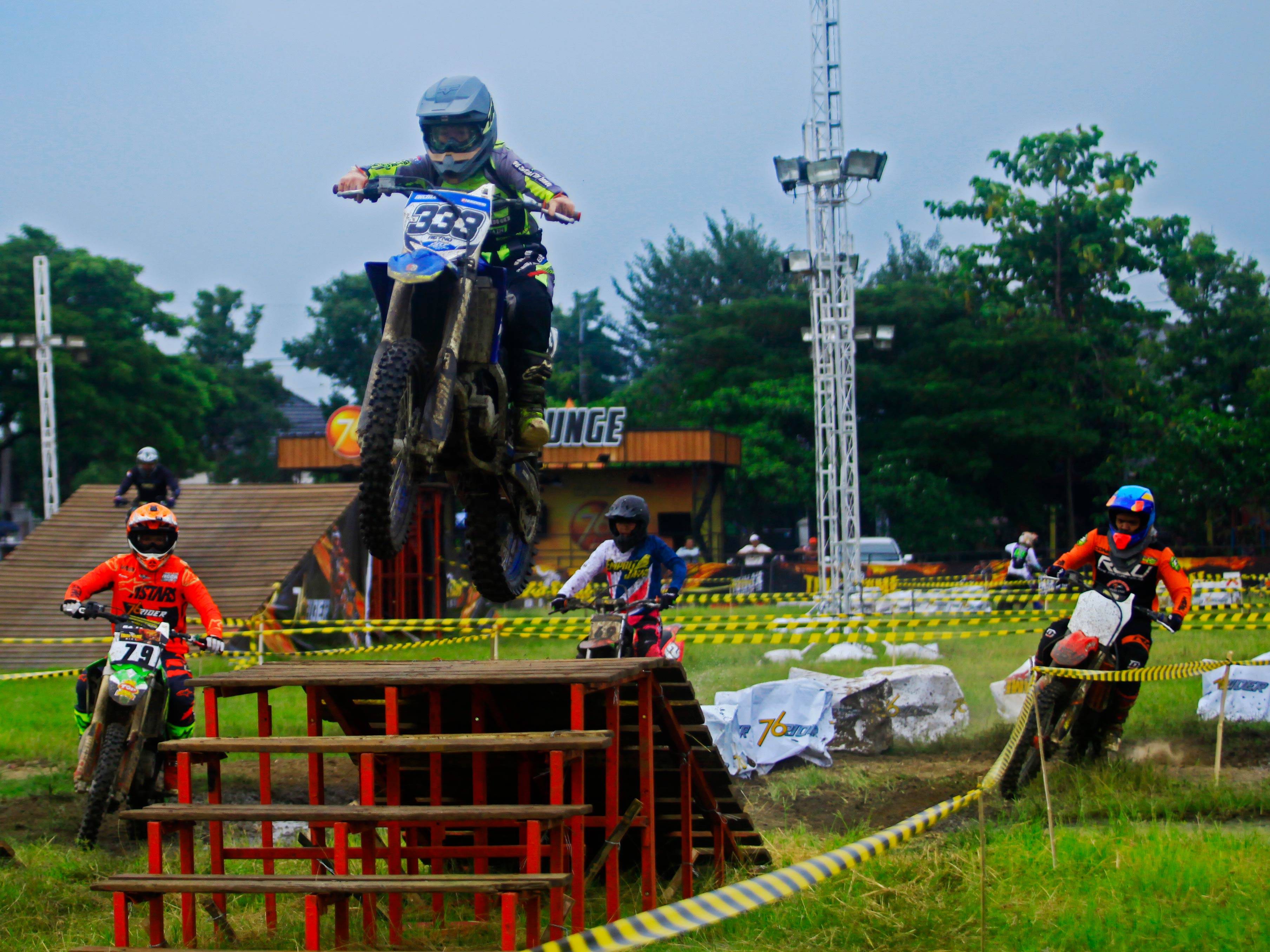 Pembukaan Trial Game Dirt tahun 2020 diadakan di Lapangan Surodinawan Mojokerto