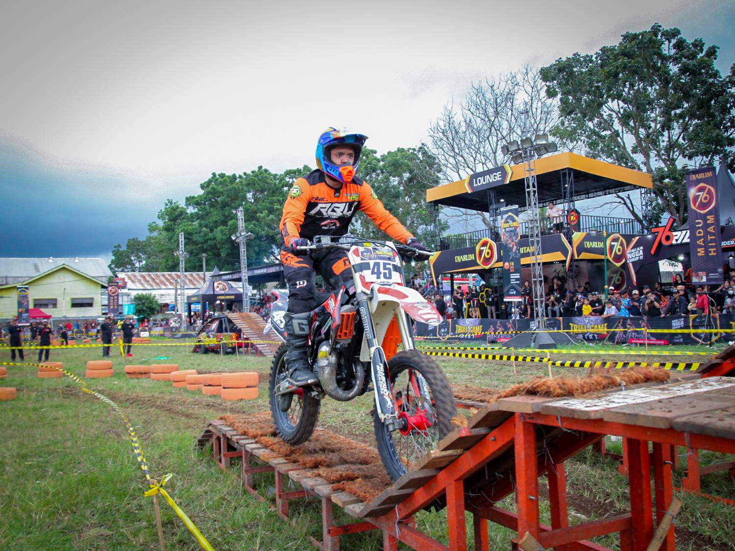 Aditya Pradana pembalap asal Kota Blitar Jawa Timur