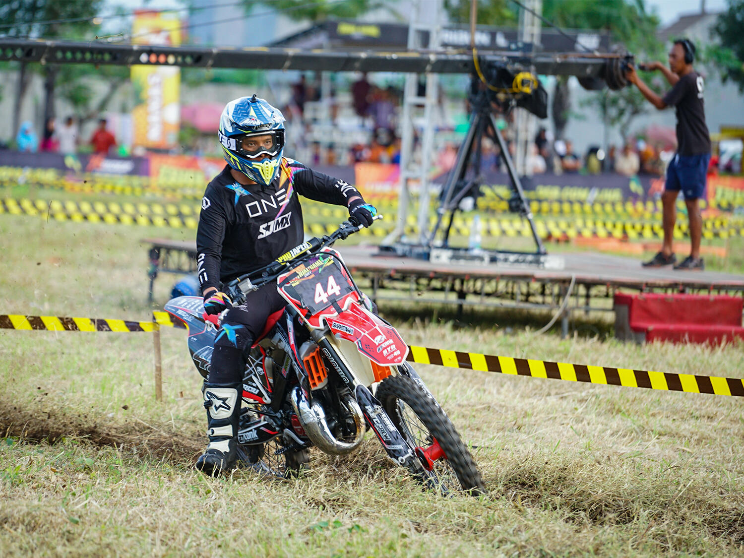 Lippo pembalap asal Kota Blitar mengikuti kelas campuran open heat 1